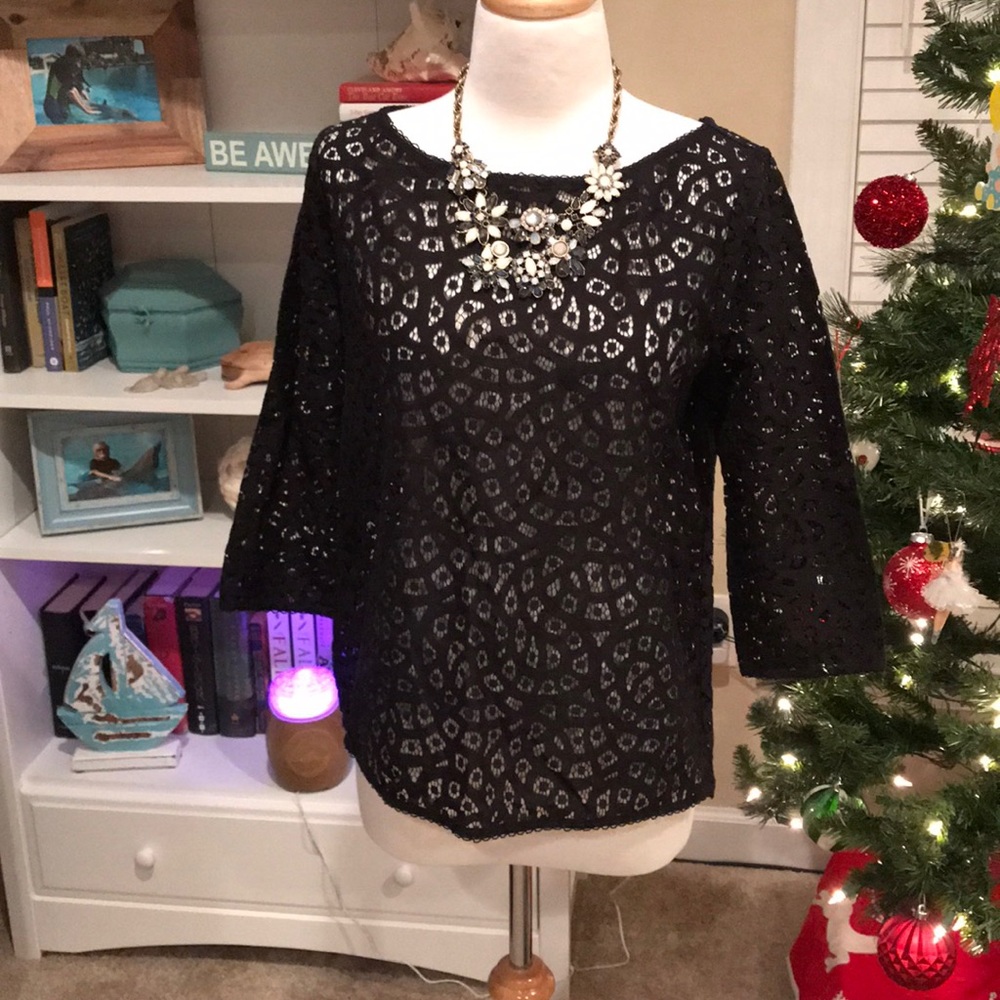Black LOFT top